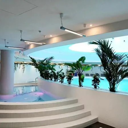 Bc Sky Tower Spa Jacusi Sauna Pool 아파트